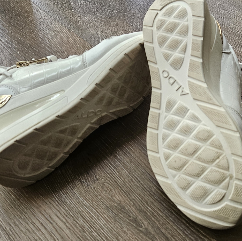 ALDO Women's White Wedge Sneakers - Picture 2 of 14